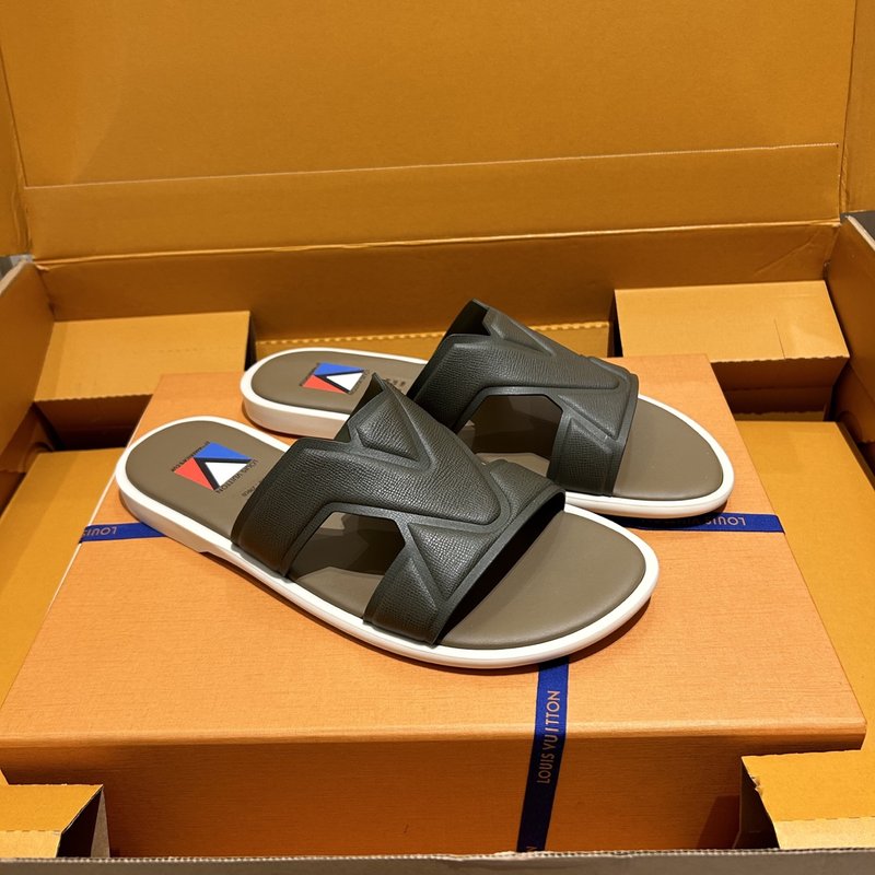 루이비통 여름 신상 남성 슬리퍼 001-243860