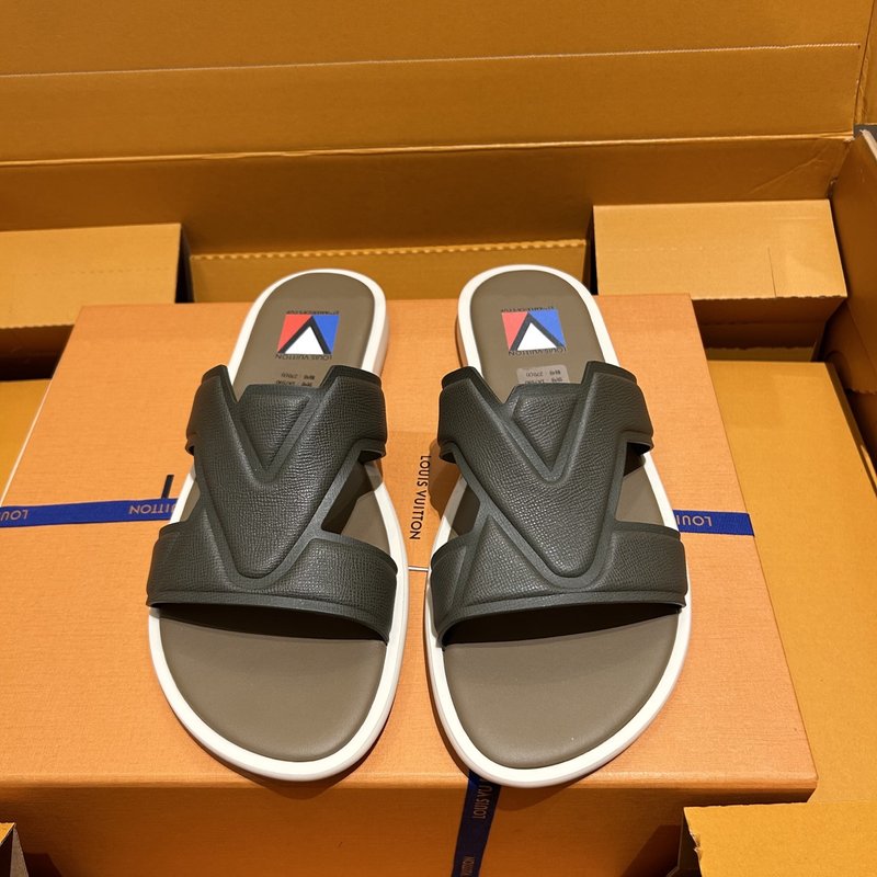 루이비통 여름 신상 남성 슬리퍼 001-243860