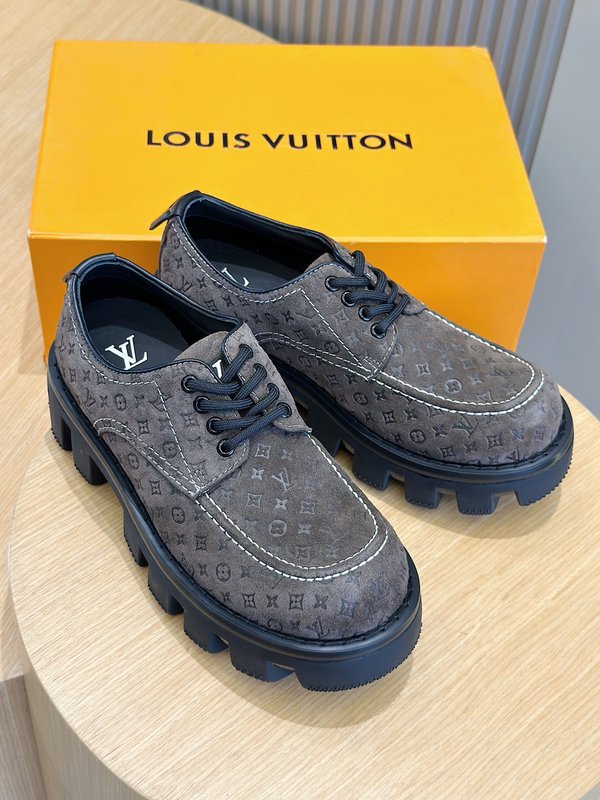LV 체커 남성 스웨이드 앵클부츠 001-243940