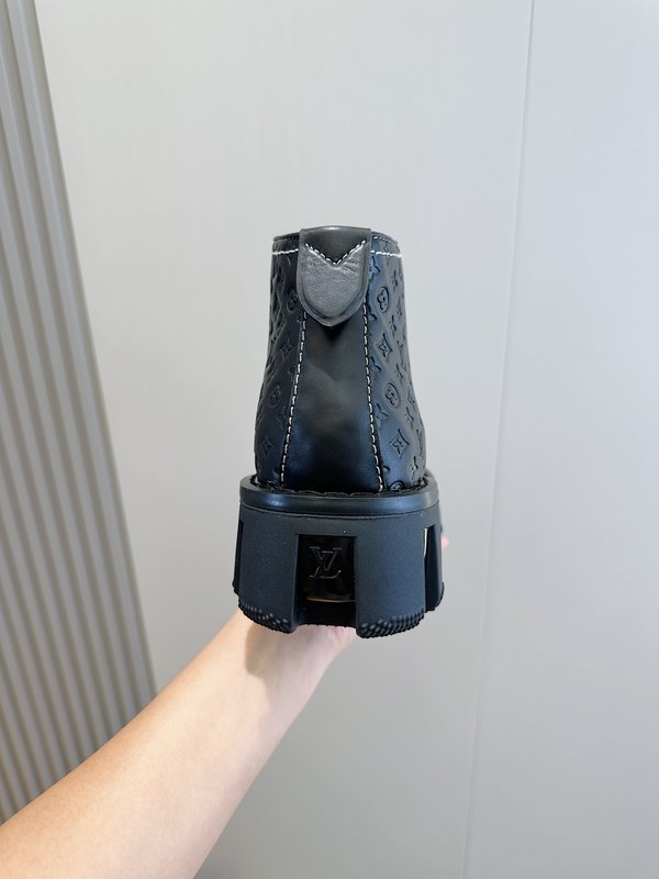 LV 체커 남성 클 부츠 001-243963