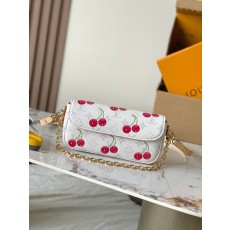 클래식 체인 숄더 크로스백 001-245726