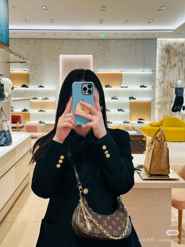 루이비통 클래식 모노그램 숄더백 001-245793