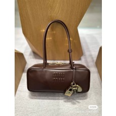 미우미우 빈티지 브라운 핸드백 001-245844