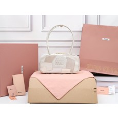 미우미우 스파이싱 볼링백 001-245862