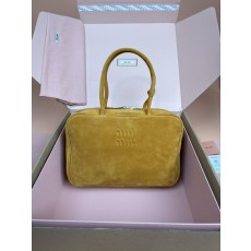 보우 스웨이드 가죽 핸드백 001-245930