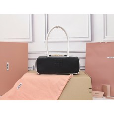 M 브랜드 빈티지 스타일 소가죽 숄더백 001-245942