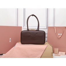 M 브랜드 신사이즈 소가죽 브리프케이스 001-246009
