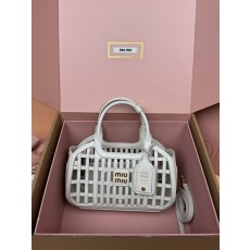 편직 소가죽 핸드백 001-246046