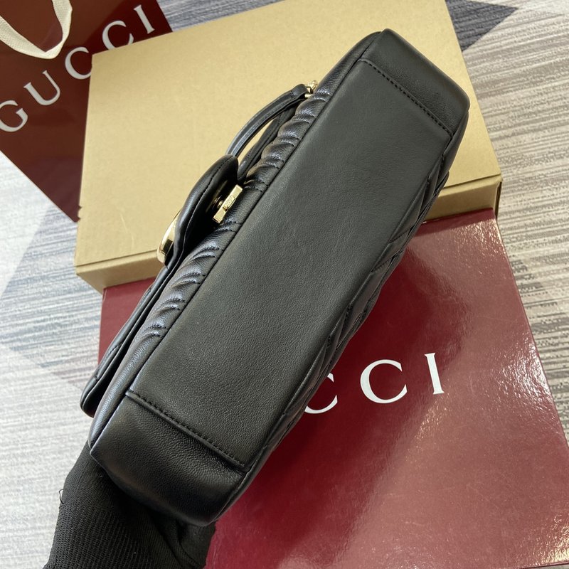 구찌 클래식 더블 G 로고 블랙 핸드백 001-246128