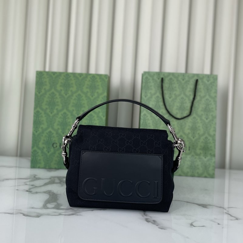 구찌 GG 캔버스 블랙 미니 크로스백 001-246233