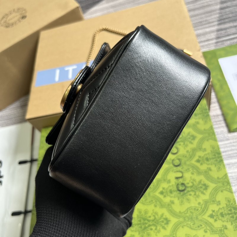 구찌 클래식 더블 G 로고 퀼팅 미니 백팩 001-246285