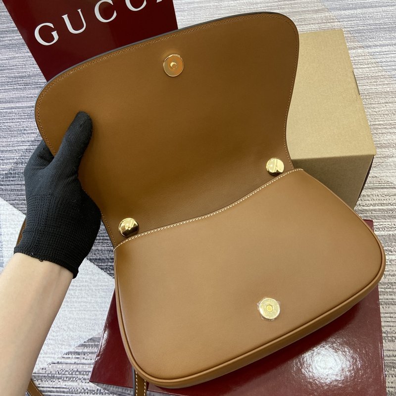 구찌 클래식 더블 G 로고 브라운 핸드백 001-246523