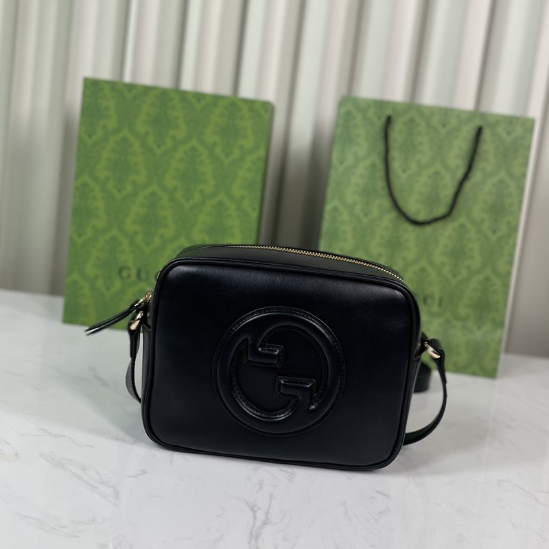 구찌 블론디 블랙 가죽 미니 숄더백 001-246584