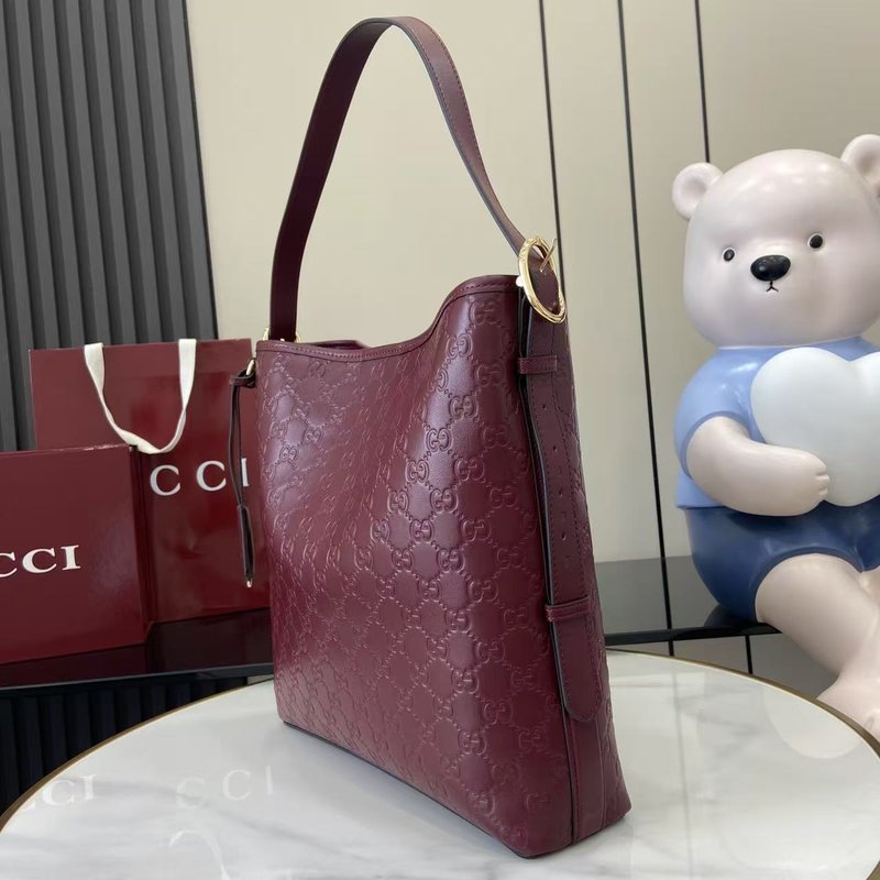 구찌 안코라 레드 GG 엠보스드 레더 버킷백 001-247214