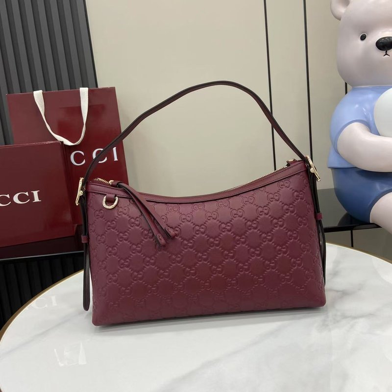 구찌 안코라 레드 GG 엠보스 레더 숄더백 001-247215