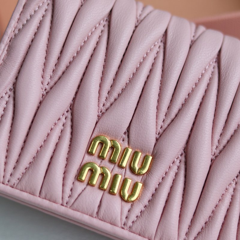 수입 양가죽 엠보싱 미니 지갑 001-247376