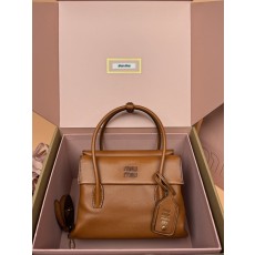 오리지널 가죽 솔레어 핸드백 브라운 001-247409