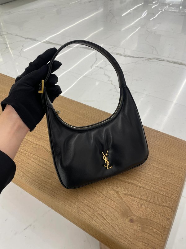 생로랑 소프트 가죽 핸드백 001-247586