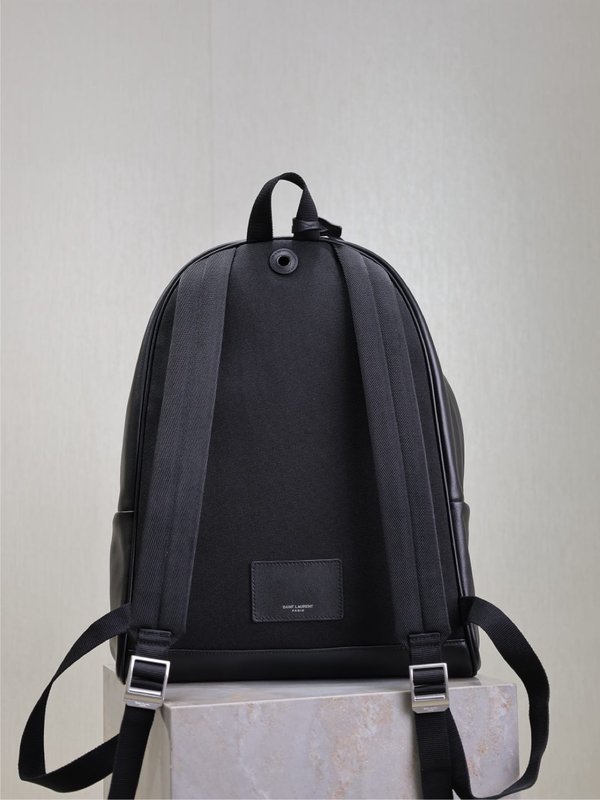 이탈리아산 소가죽 블랙 백팩 001-247592