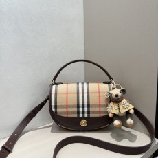 베이지 체크 곰돌이 숄더백 001-247664