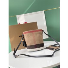 버버리 애쉬비 클래식 체크 태슬 숄더백 001-247698
