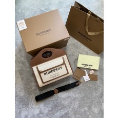 버버리 타일 캔버스 가죽 토트백 001-247795
