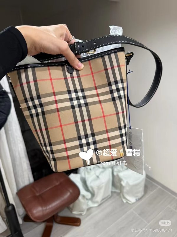 클래식 체크 버킷백 핸드백 001-247889
