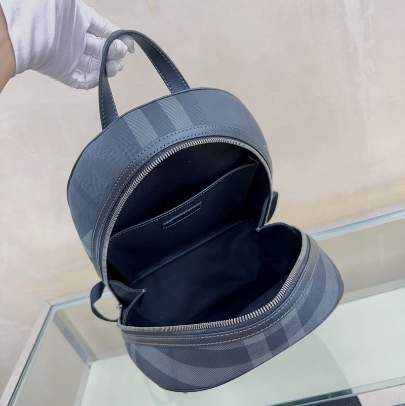 버버리 클래식 체크 백팩 001-247916