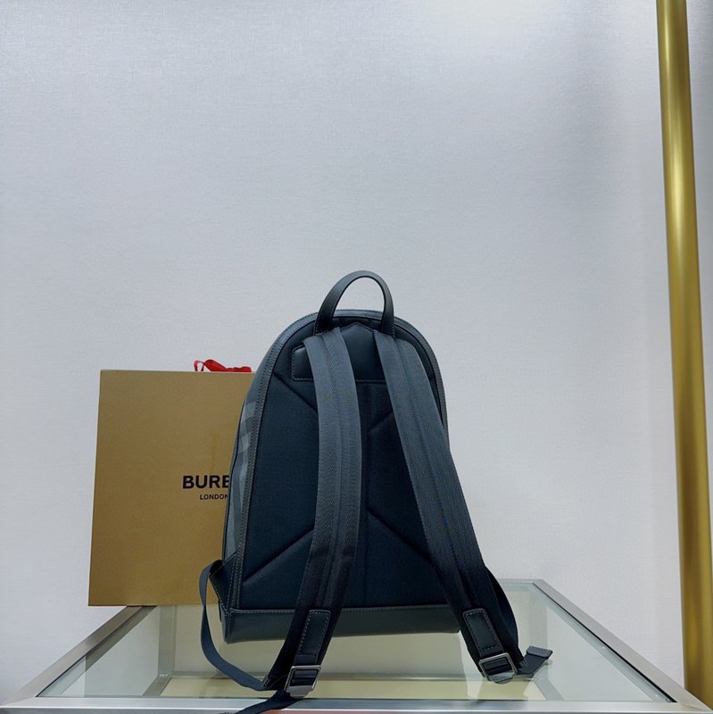 버버리 클래식 체크 백팩 001-247916