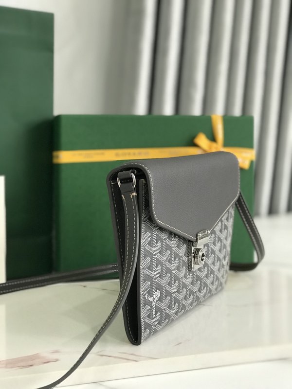 CHYPRE 멀티 웨어 숄더백 001-248248