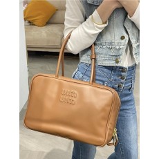 미우미우 카라멜 빈티지 볼링 백 001-248368