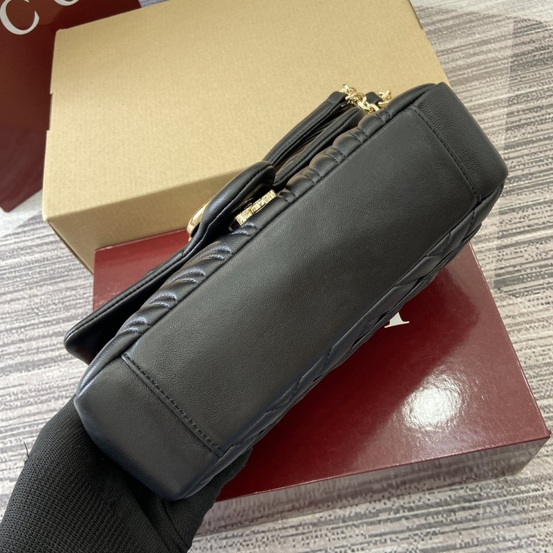 구찌 신상 정품급 가죽 핸드백 001-248439