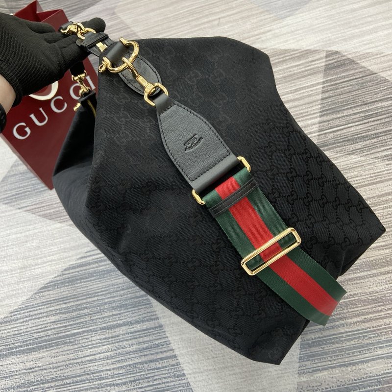 구찌 클래식 블랙 숄더백 001-248533