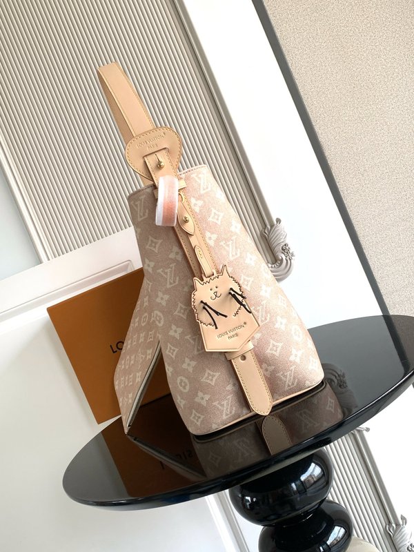 루이비통 미우그램 패턴 라지 버킷백 001-248736