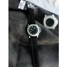파네라이 서브머시블 매트 티타늄 오토매틱 시계 001-248867