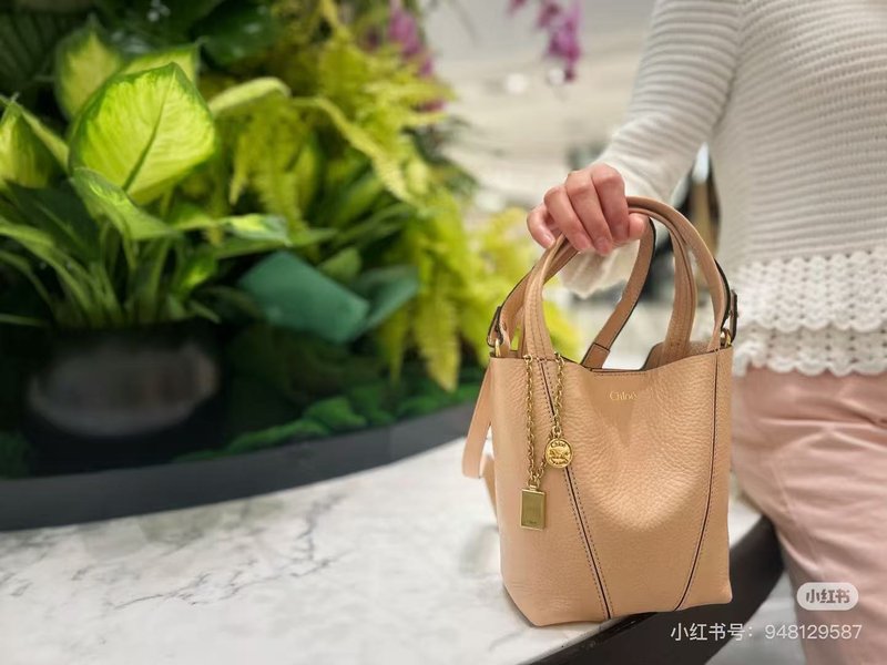 끌로에 스핀 핑크 토트백 001-249643
