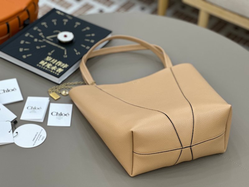 클로에 스핀 백 001-249646