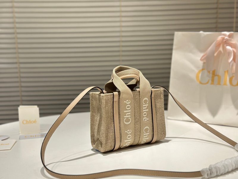 클로에 우디 밀크티 미니 토트백 001-249675