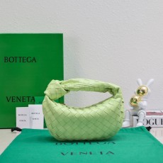 보테가 베네타 여성 미니 조디 백 001-249896