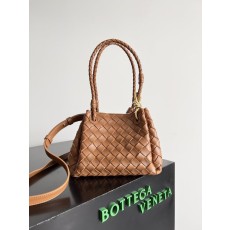 보테가 베네 빈티지 매듭 버클 핸드백 001-250047