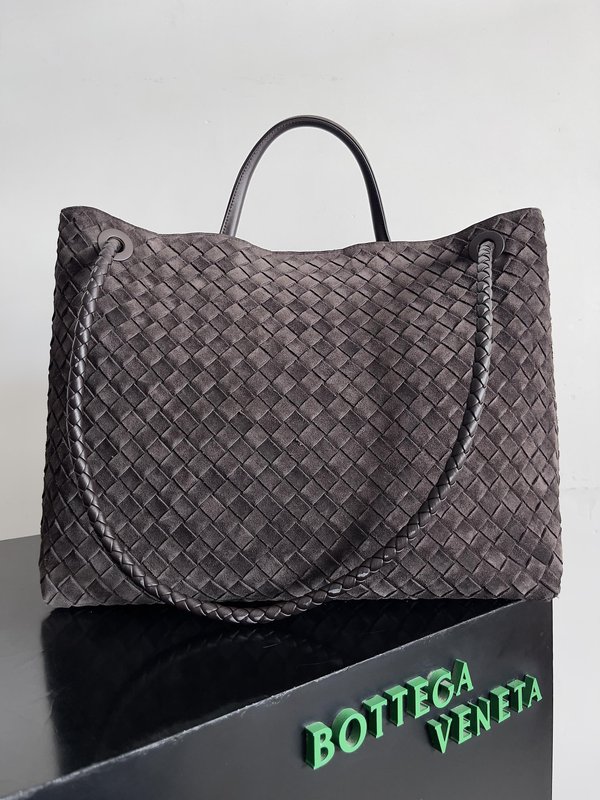 보테가 베네타 안다모 스웨이드 다크브라운 핸드백 001-250090