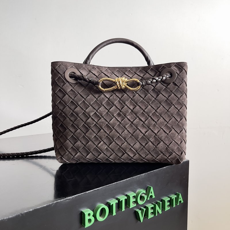 BV 안디아모 웨이브 백 스웨이드 딥브라운 001-250095