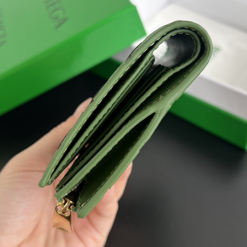 브레이디드 더블 폴드 지갑 001-250152