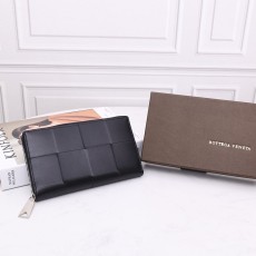 대형 체크 인트레치아토 소가죽 지퍼 지갑 001-250222