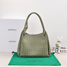 안디아모 패러슈트 가죽 토트백 001-250247