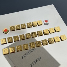 뉴 클립 골드 버클 시리즈 레터 액세서리 001-250436