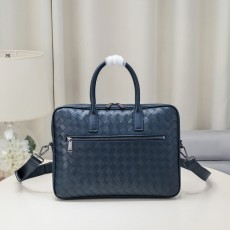 블루 인트레치아토 송아지 가죽 서류가방 001-250874