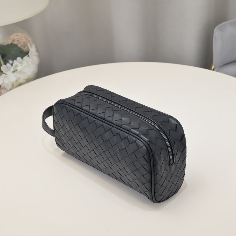 인트레치아토 스 송아지 가죽 클러치 백 001-250924