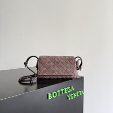 보테가 베네타 노투르노 클러치백 001-250972