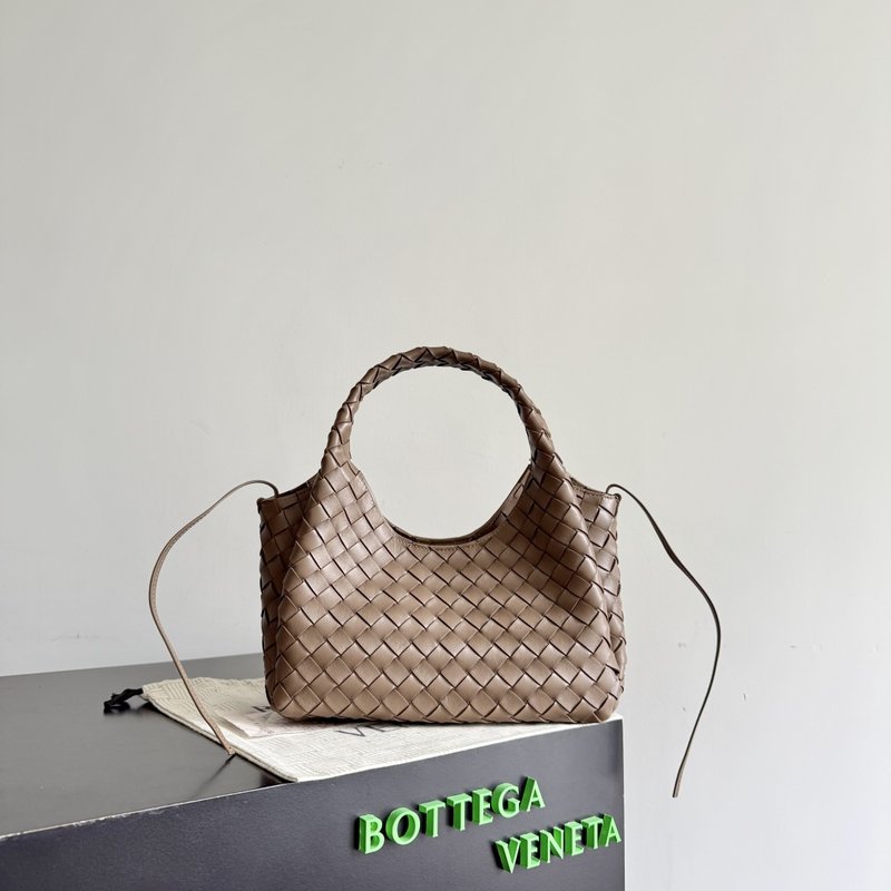 보테가 베네타 인트레치아토 핸드백 001-250988